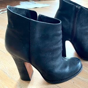 Super sassy booties! Size 7.5 Jean Michel Cazabat black ankle boots